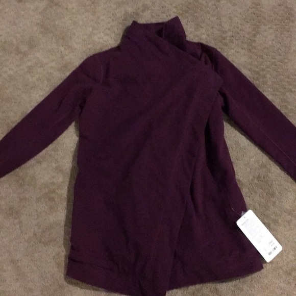 lululemon athletica Tops - NWT Lululemon Restore Wrap